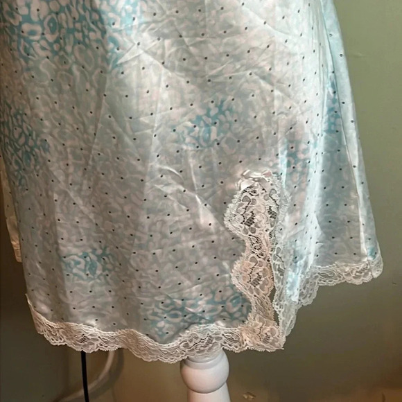 Victoria’s Secret ‘I Do’ polka dot blue white side slit lace satin mini dress - Picture 7 of 15